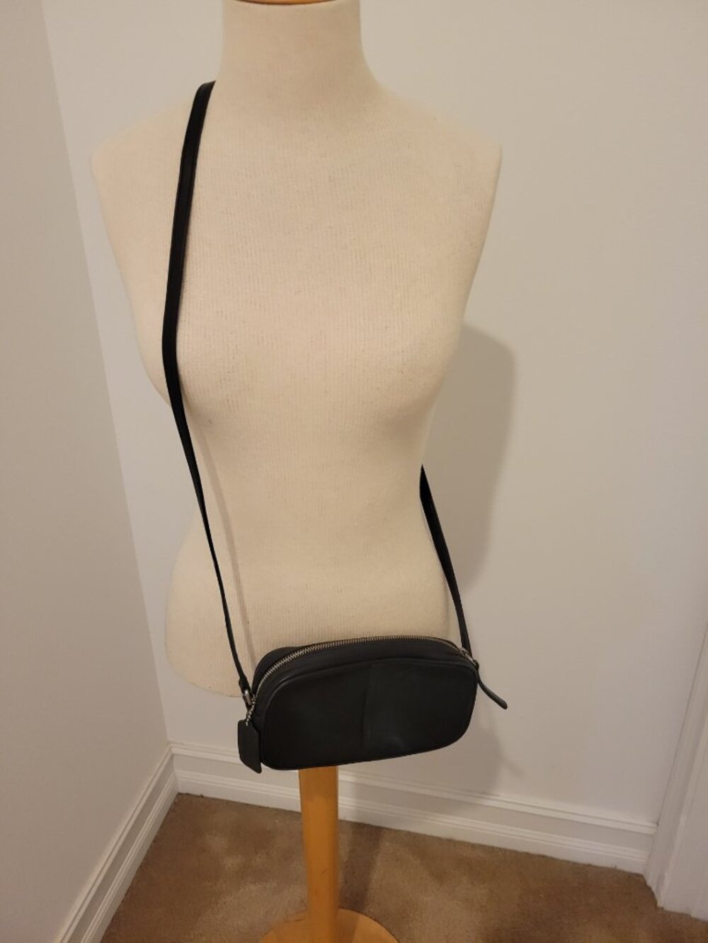 Vintage Coach purse #9589 Legacy West Camera Bag
